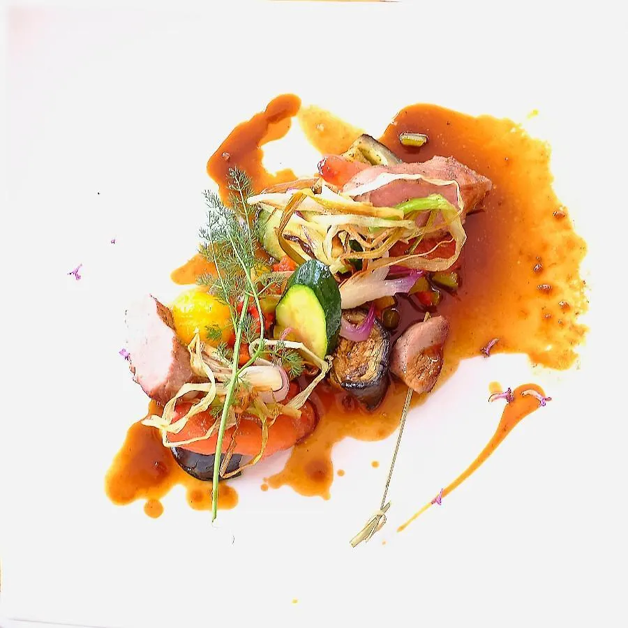 Logis Hotel Restaurant Gilles Moreau לאיול